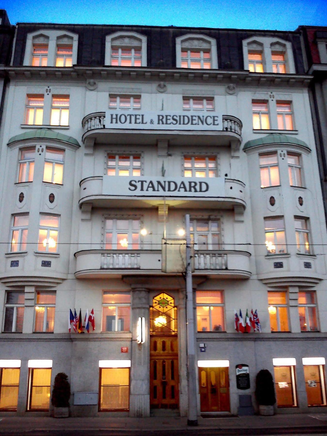Hotel & Residence Royal Standard Прага Екстериор снимка