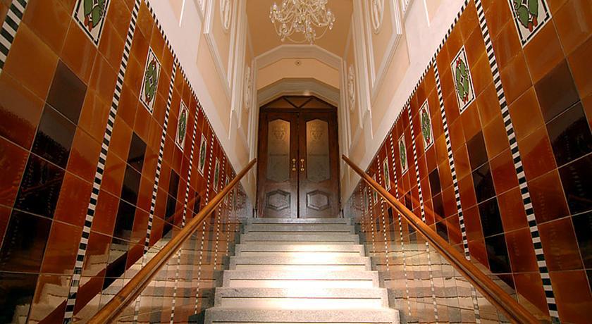 Hotel & Residence Royal Standard Прага Екстериор снимка